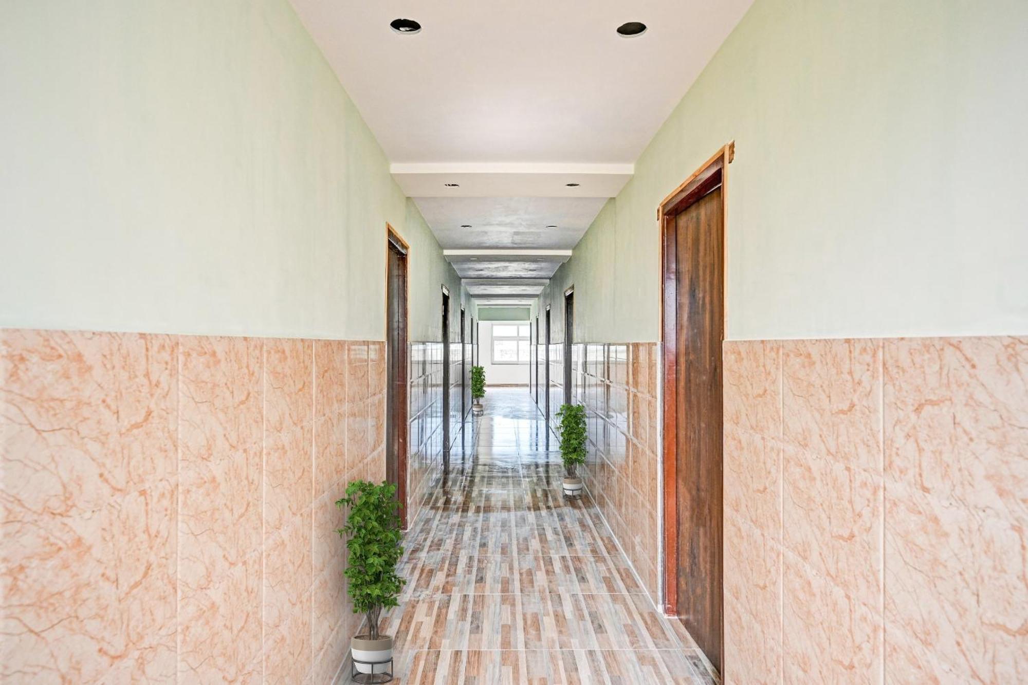 Hotel O Vrk Residency Kurmannapalem Exterior foto